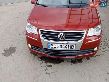 Авто Volkswagen Touran 2007 № 8619754