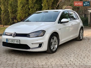 Авто Volkswagen E-Golf 2015 № 8619765