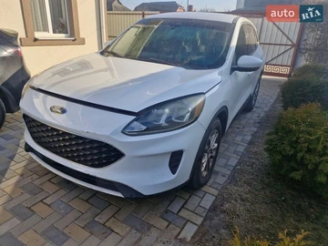 Авто Ford Escape 2019 № 8619772