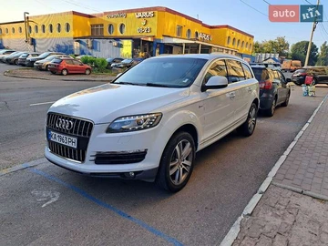 Авто Audi Q7 2015 № 8619901