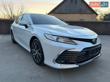 Авто Toyota Camry 2021 № 8619924