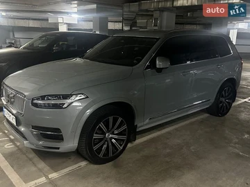Авто Volvo Xc90 2023 № 8619949