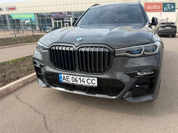 Авто BMW X7 2022 № 8620124