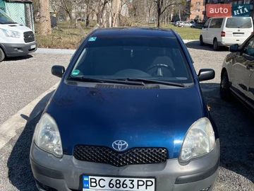 Авто Toyota Yaris 2005 № 8620160