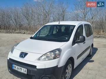 Авто Peugeot Partner 2010 № 8620258