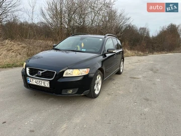 Авто Volvo V50 2007 № 8620262
