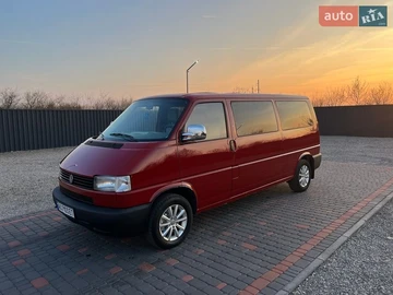 Авто Volkswagen Transporter 2000 № 8620295