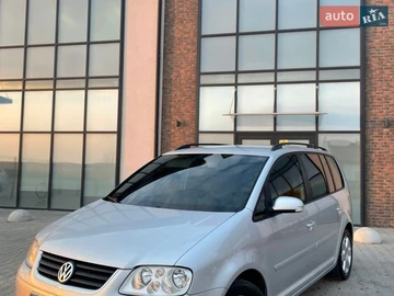 Авто Volkswagen Touran 2006 № 8620304