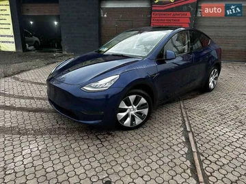 Авто Tesla Model Y 2023 № 8620633