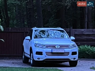 Авто Volkswagen Touareg 2012 № 8620769