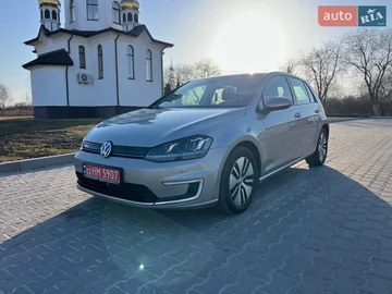 Авто Volkswagen E-Golf 2016 № 8620927