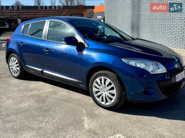 Авто Renault Megane 2010 № 8621101