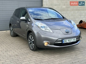 Авто Nissan Leaf 2015 № 8621102
