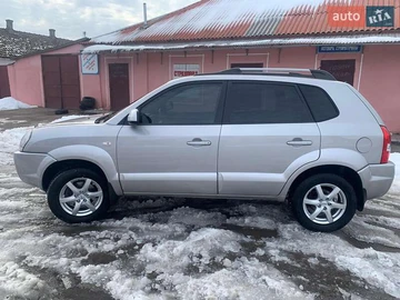 Авто Hyundai Tucson 2008 № 8621114