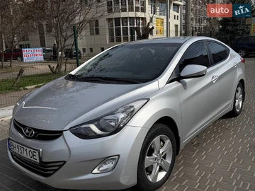 Авто Hyundai Elantra 2012 № 8621115