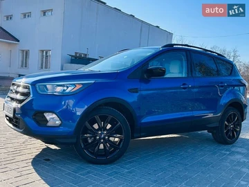 Авто Ford Escape 2018 № 8621135