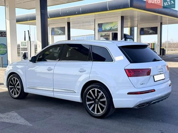 Авто Audi Q7 2017 № 8621171