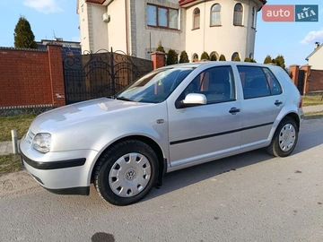 Авто Volkswagen Golf 2000 № 8621302