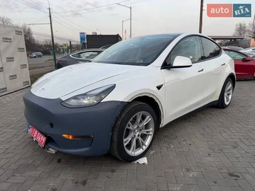 Авто Tesla Model Y 2023 № 8621556