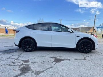 Авто Tesla Model Y 2020 № 8621598