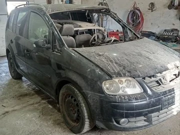 Авто Volkswagen Touran 2006 № 8621641