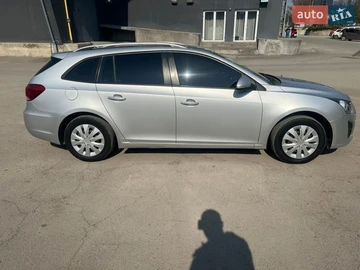 Авто Chevrolet Cruze 2016 № 8621715