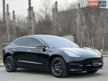 Авто Tesla Model 3 2019 № 8621820