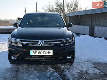 Авто Volkswagen Tiguan 2021 № 8622099