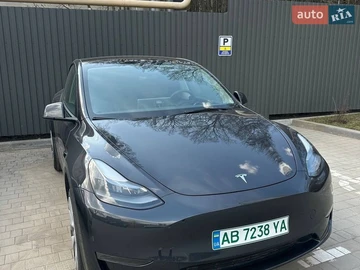 Авто Tesla Model Y 2024 № 8622125