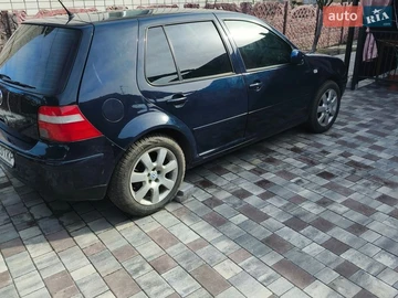 Авто Volkswagen Golf 2003 № 8622239