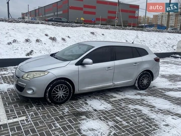Авто Renault Megane 2010 № 8622251