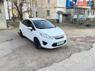 Авто Ford Fiesta 2011 № 8622431