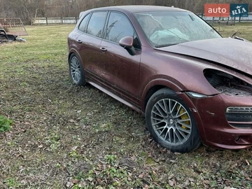 Авто Porsche Cayenne 2010 № 8622443