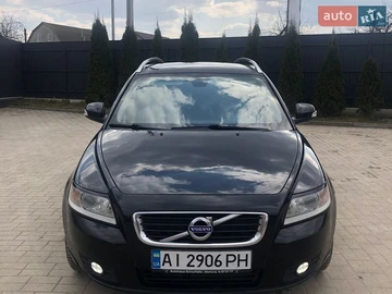 Авто Volvo V50 2012 № 8622489