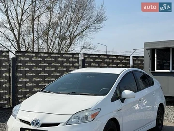 Авто Toyota Prius 2015 № 8622493