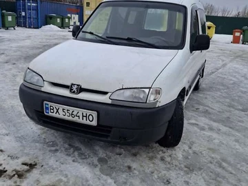 Авто Peugeot Partner 2000 № 8622931