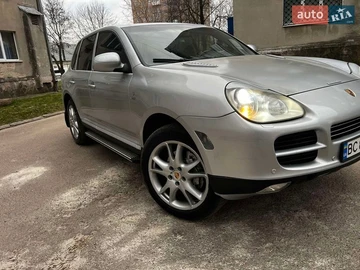 Авто Porsche Cayenne 2004 № 8623110