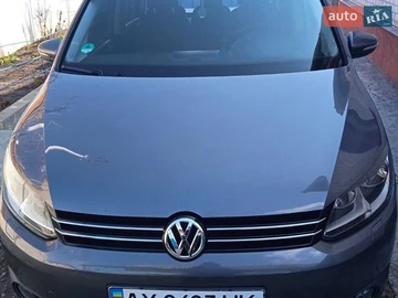 Авто Volkswagen Touran 2013 № 8623125