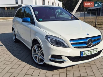 Авто Mercedes B-Class 2016 № 8623152
