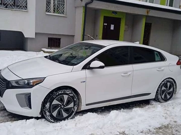 Авто Hyundai Ioniq 2017 № 8623161