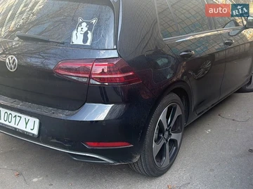 Авто Volkswagen E-Golf 2018 № 8623206