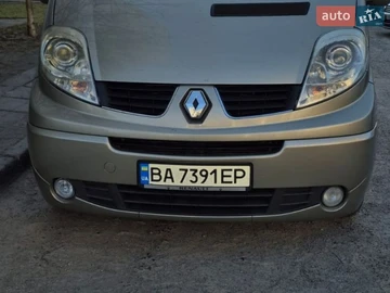 Авто Renault Trafic 2013 № 8623225