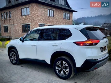 Авто Nissan Rogue 2021 № 8623309