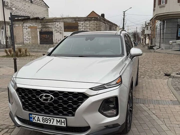 Авто Hyundai Santa Fe 2019 № 8623336