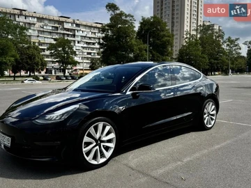 Авто Tesla Model 3 2019 № 8623356