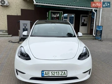 Авто Tesla Model Y 2024 № 8623378