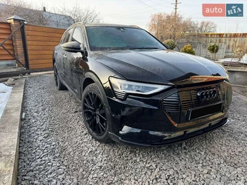 Авто Audi E-Tron 2022 № 8623383