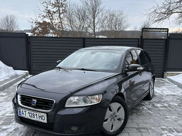 Авто Volvo V50 2009 № 8623583