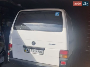 Авто Volkswagen Transporter 2001 № 8623611