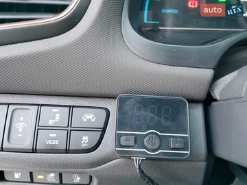 Авто Hyundai Ioniq 2018 № 8624038